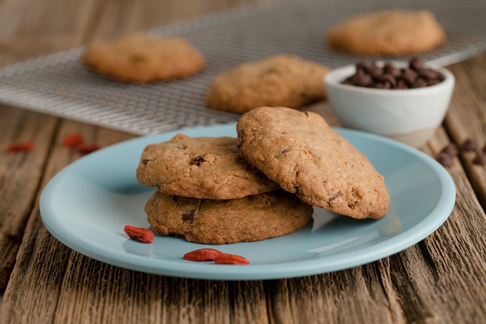 Flax Plus and Dark Chocolate Goji Berry Cookies