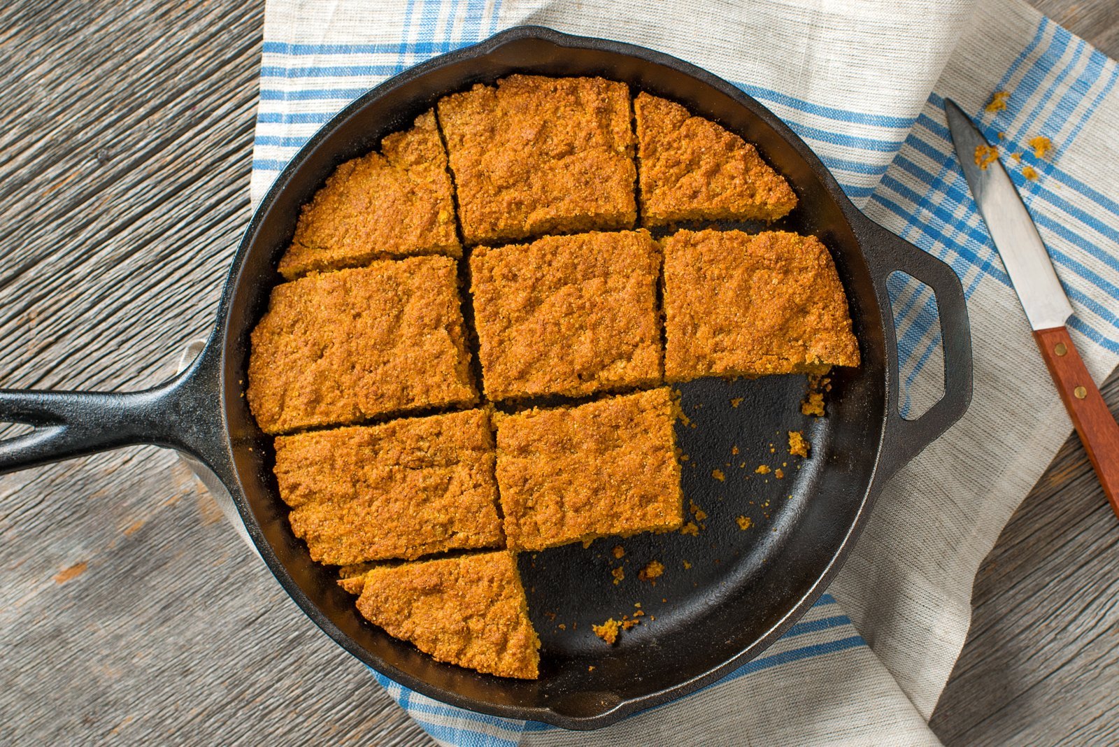 Pumpkin Skillet Cornbread