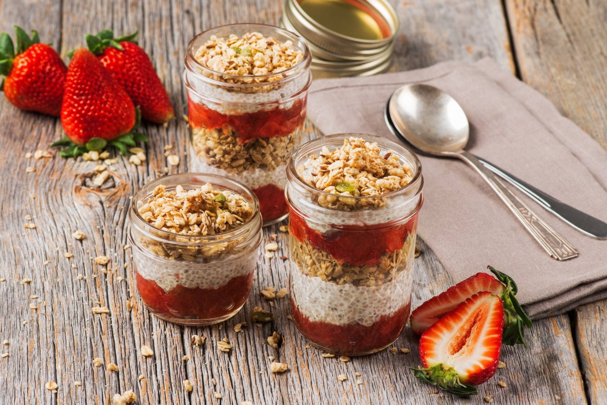 Strawberry-Rhubarb Chia Pudding Parfaits