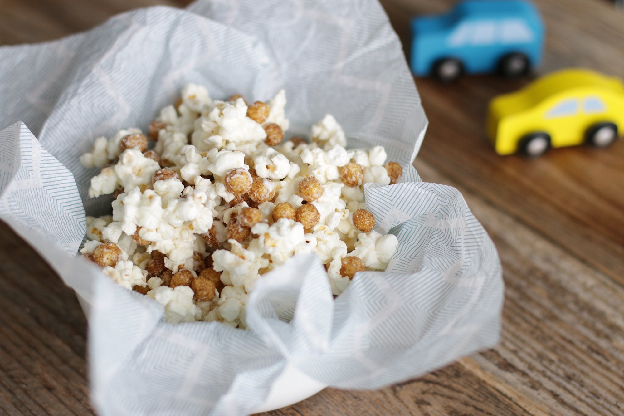 White Chocolate Panda Puff Popcorn