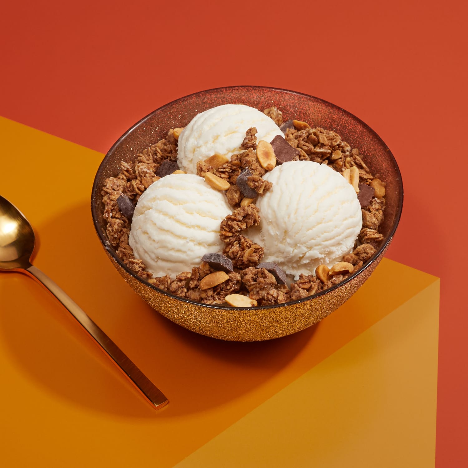 Dark-Chocolate-&-Peanut-Butter-Granola
